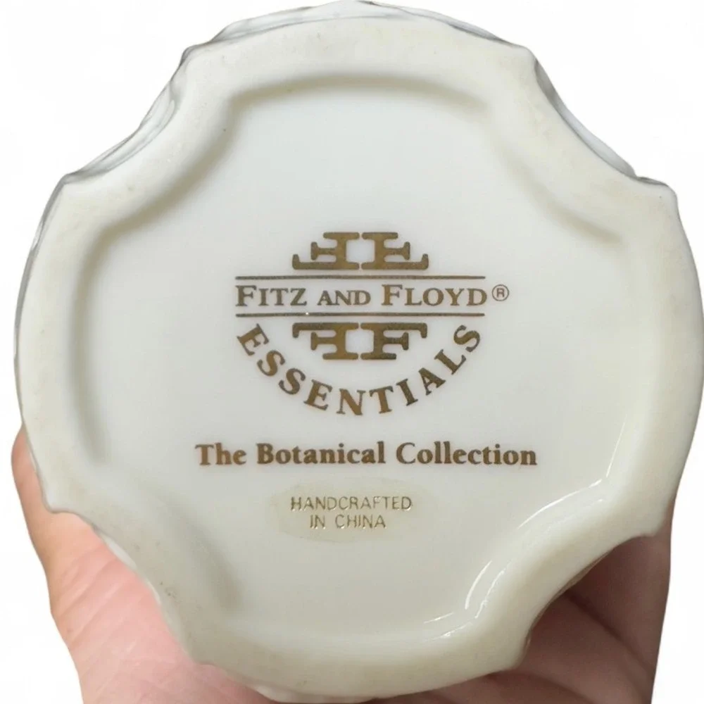 Fitz and Floyd Essentials Botanical Collection Cream Ivory‎ Vase Floral Decor